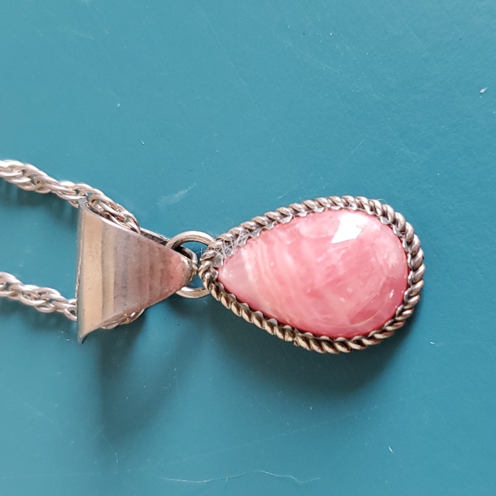 Pink quartz necklace